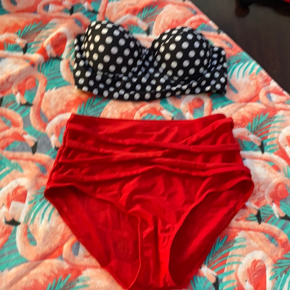 High waisted strapless bandeau bikini. Red and polka dot.